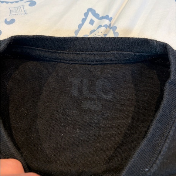 TLC Shirt Large - Picture 3 of 3